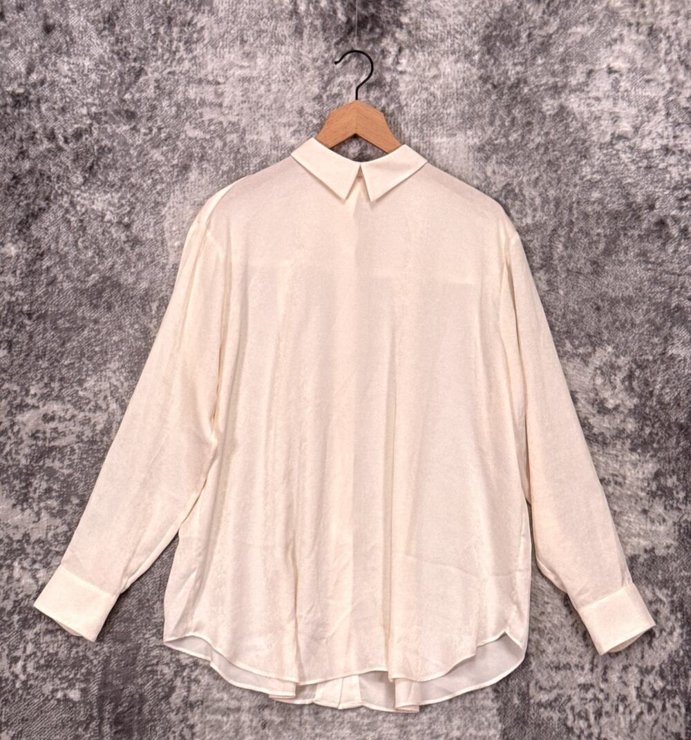 Roucha Top C / US Large Womens Ivory Japanese Fabric Back Button Blouse